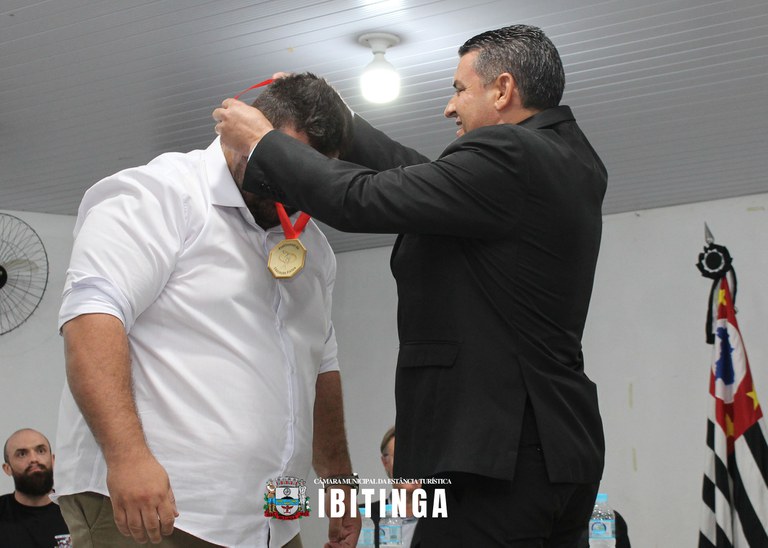 Medalha Alusiva ao Dia do Profissional da Educação Física 05.jpg