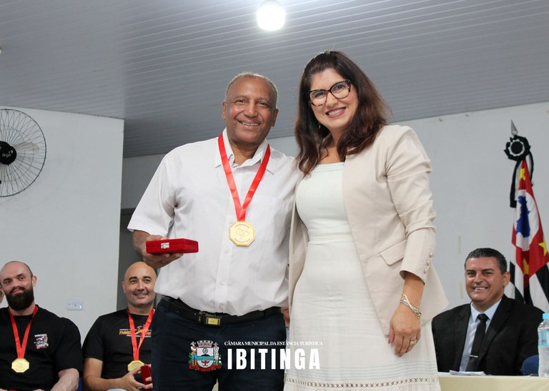 Medalha Alusiva ao Dia do Profissional da Educação Física 16.jpg