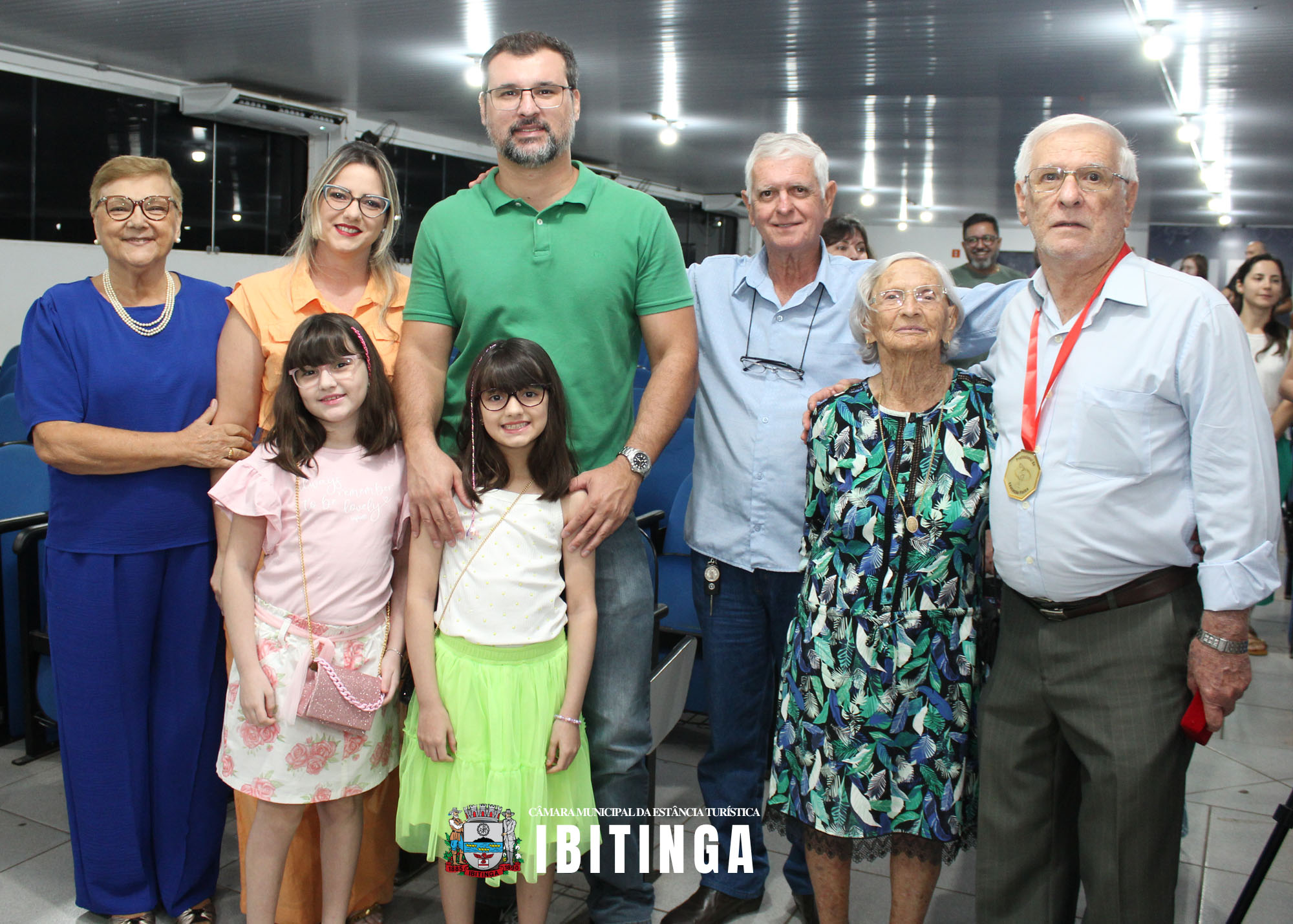 Medalha Alusiva ao Dia do Profissional da Educação Física 31.jpg