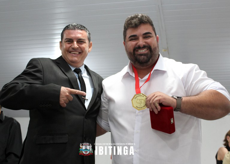 Medalha Alusiva ao Dia do Profissional da Educação Física 36.jpg